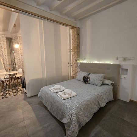 Suite Independiente De 45 M2 Con Banera En Pleno Casco Viejo Алтеа Екстер'єр фото