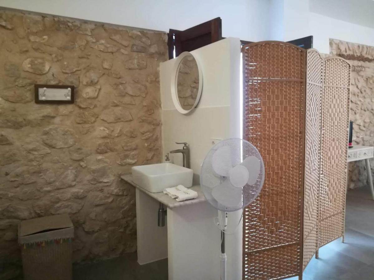 Suite Independiente De 45 M2 Con Banera En Pleno Casco Viejo Алтеа Екстер'єр фото