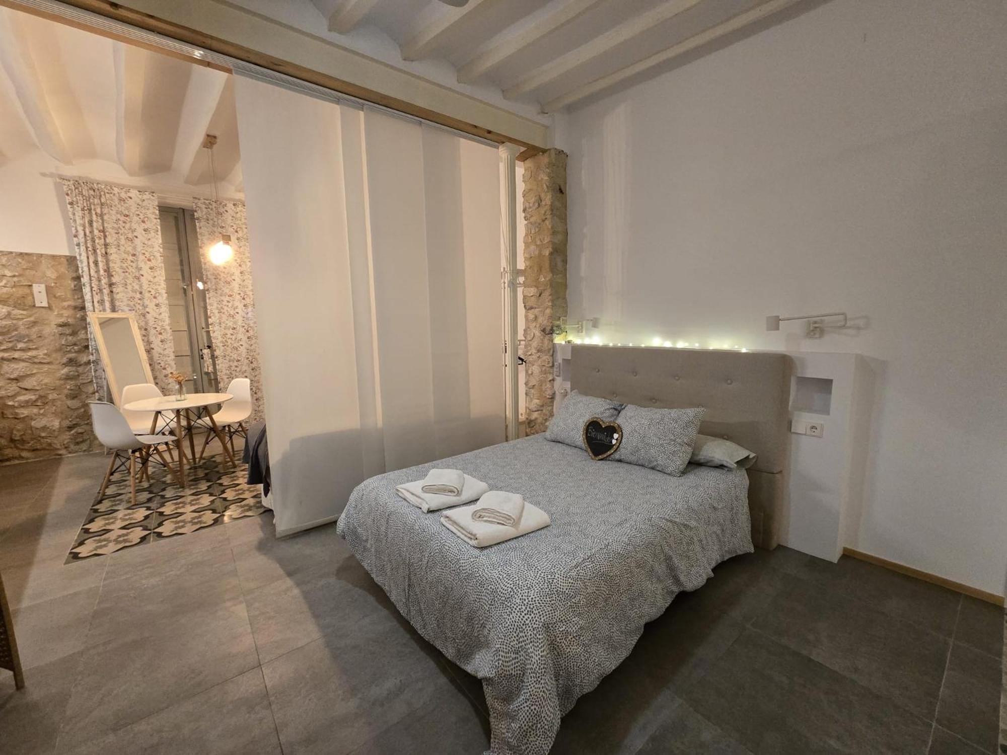 Suite Independiente De 45 M2 Con Banera En Pleno Casco Viejo Алтеа Екстер'єр фото